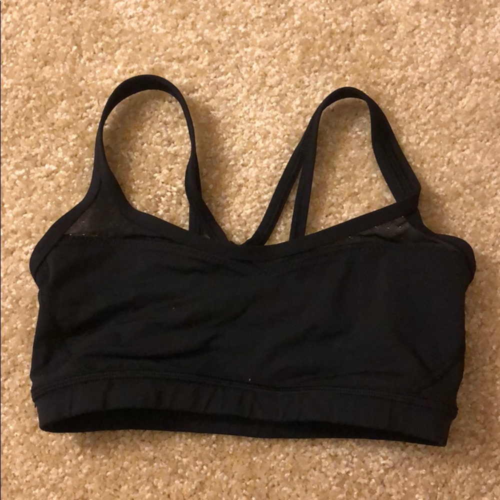 Lululemon sports bra